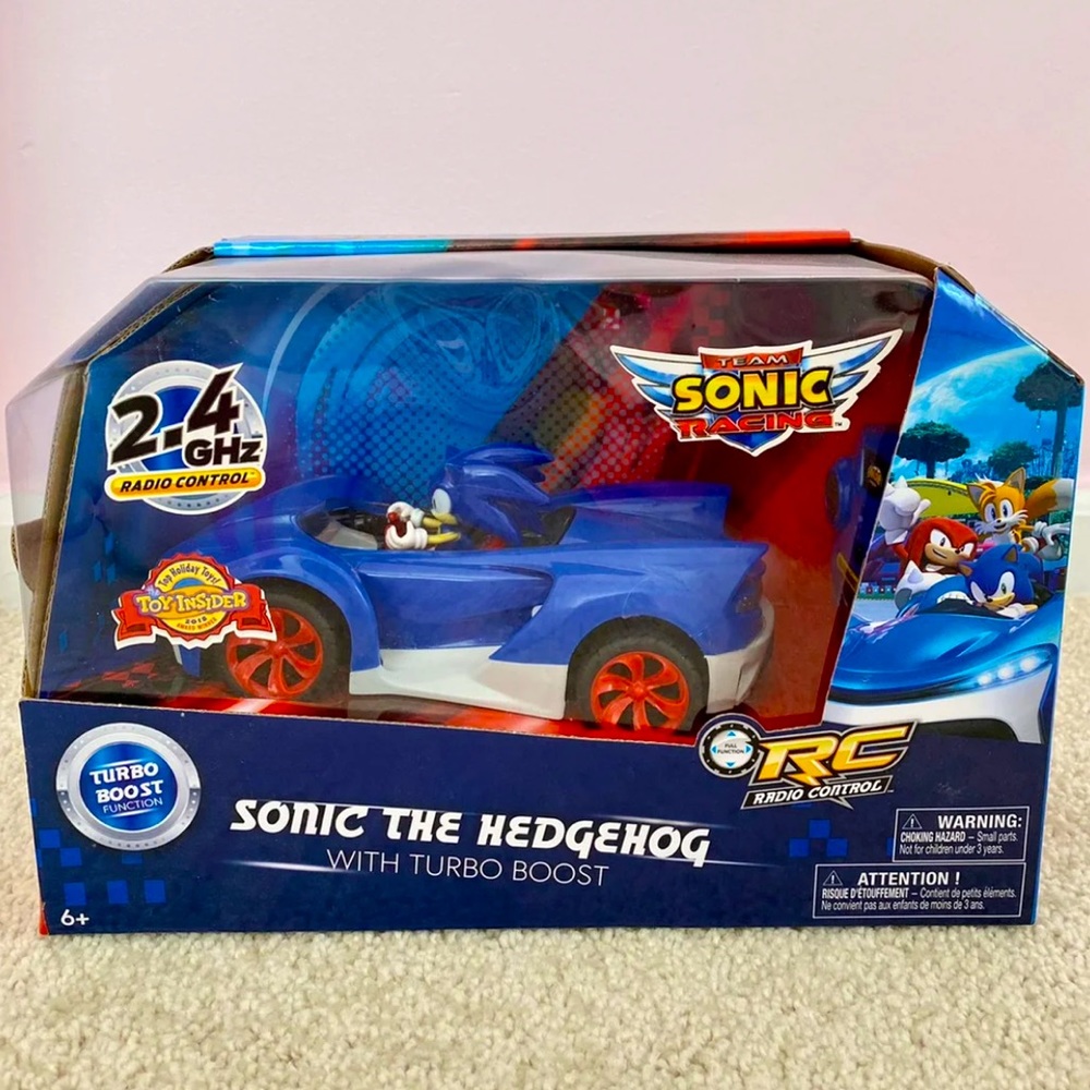 Sonic radio control car